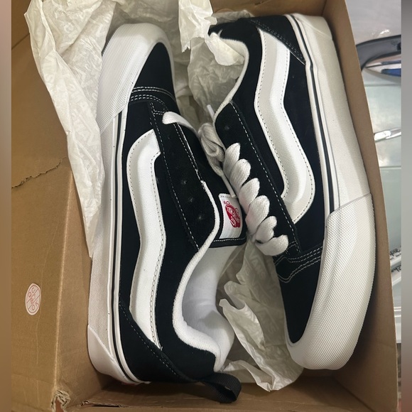 NWT Vans Knu Skool Puffy Cushioned Skate Sneakers Y2K 90s Chunky Padded - Picture 4 of 5